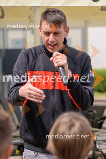  Rok Terkaj - Trkaj, raper3D zebra za večjo varnost zdaj tudi v Mariboru pri Osnovni šoli Kamnica