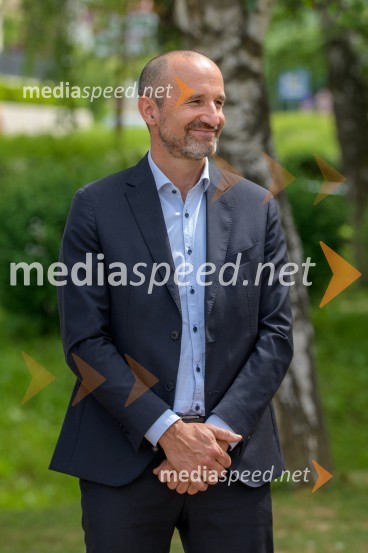  Mitja  Feri, član uprave zavarovalnice Generali3D zebra za večjo varnost zdaj tudi v Mariboru pri Osnovni šoli Kamnica