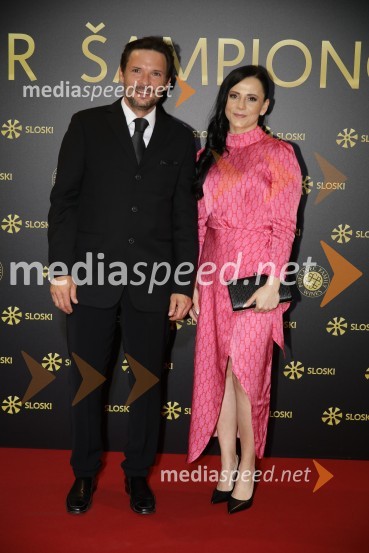  ... ;  Gloria Kotnik, deskarka na snegu Večer šampionov Smučarske zveze Slovenije 2022