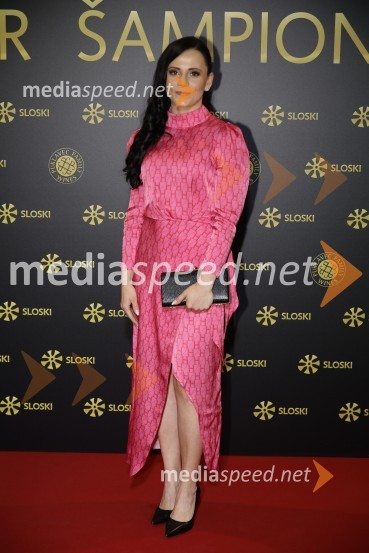  Gloria Kotnik, deskarka na snegu Večer šampionov Smučarske zveze Slovenije 2022