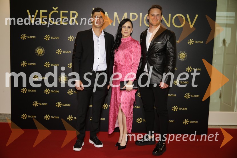  Žan Kranjec, smučar;  Gloria Kotnik, deskarka na snegu ;  Tim  Mastnak, deskar na snegu Večer šampionov Smučarske zveze Slovenije 2022