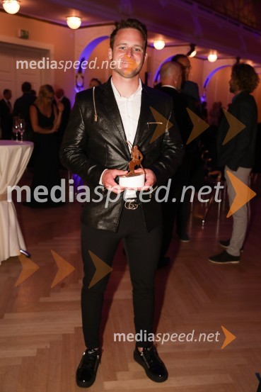  Tim  Mastnak, deskar na snegu Večer šampionov Smučarske zveze Slovenije 2022