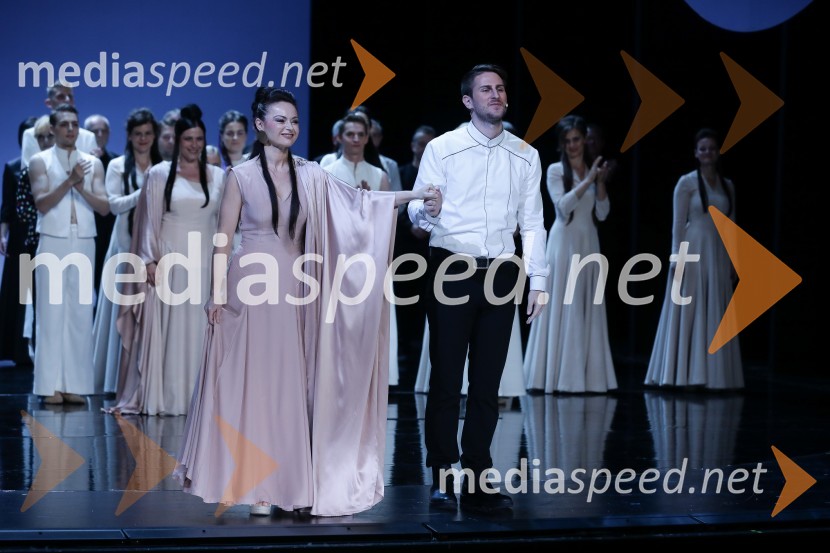  ... ;  Gregor Ravnik, pevecThe sound, premiera kozmične opere