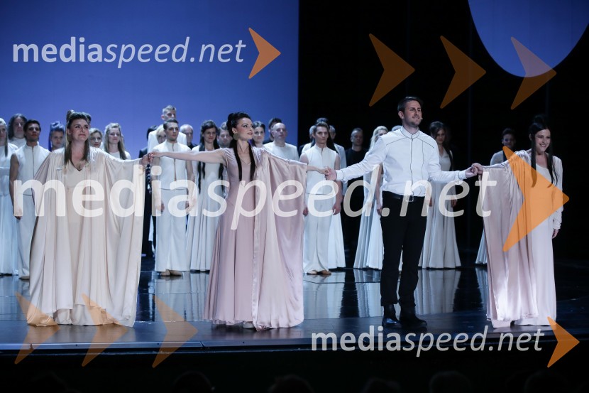  Urška  Breznik, operna pevka;  Urška  Arlič Gololičič, operna pevka;  Gregor Ravnik, pevec;  Nuška Drašček, pevkaThe sound, premiera kozmične opere