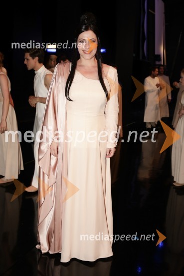  Nuška Drašček, pevkaThe sound, premiera kozmične opere