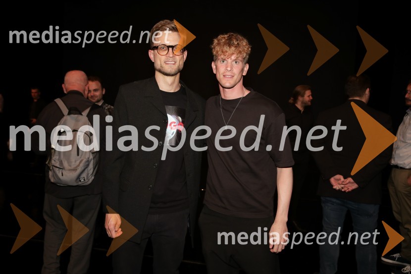  Jaša Koceli, režiser;  Lukas Zuschlag, baletnikThe sound, premiera kozmične opere