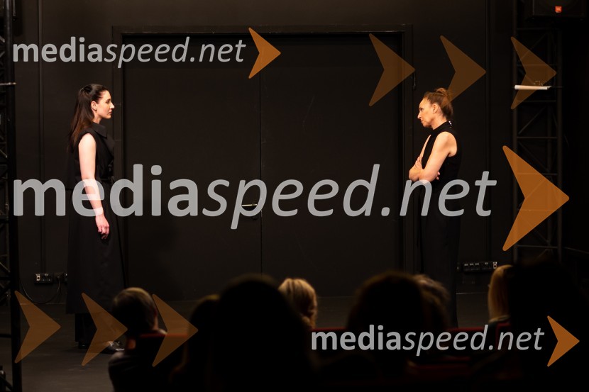  Maša Grošelj, igralka;  Lučka Počkaj, igralkaDolg, premiera drame SLG Celje