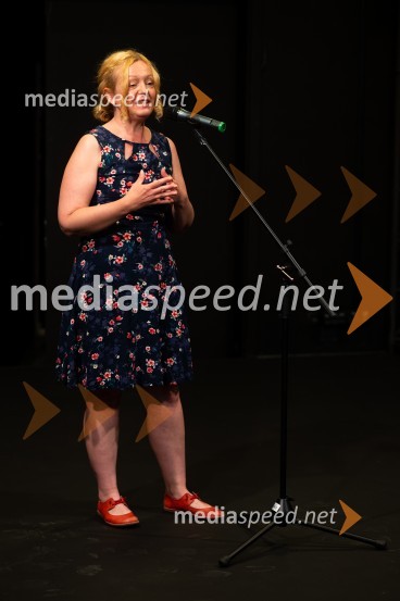 mag. Tina Kosi, upravnica SLG CeljeDolg, premiera drame SLG Celje