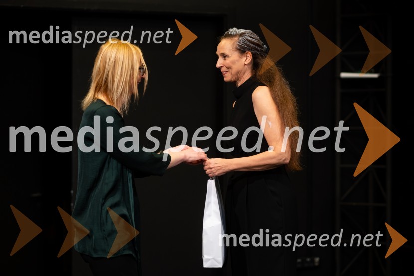  ... ;  Lučka Počkaj, igralkaDolg, premiera drame SLG Celje