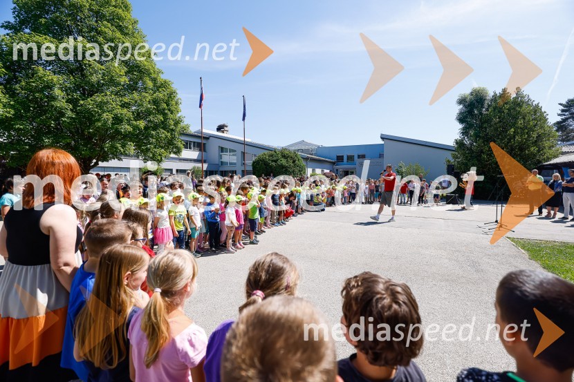 3D zebra odslej tudi pred OŠ Predoslje