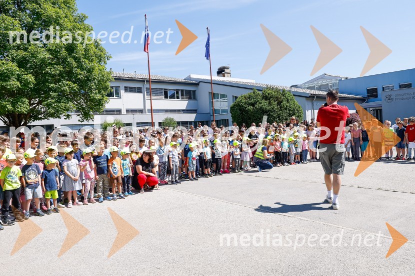 3D zebra odslej tudi pred OŠ Predoslje