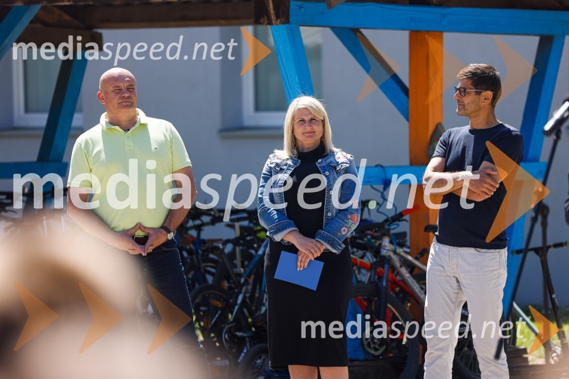 3D zebra odslej tudi pred OŠ Predoslje