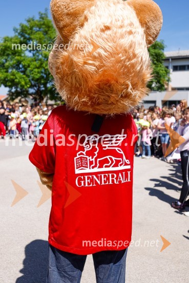 3D zebra odslej tudi pred OŠ Predoslje