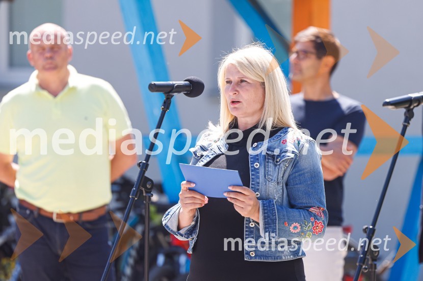 3D zebra odslej tudi pred OŠ Predoslje