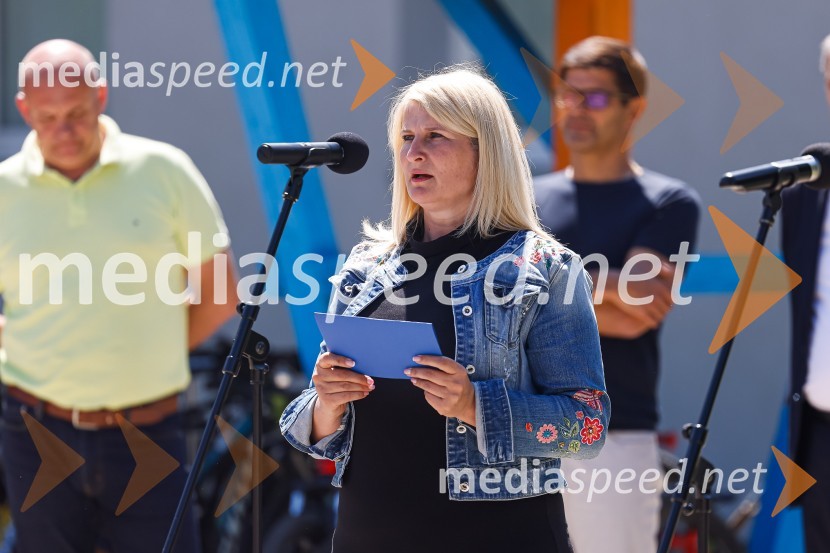 3D zebra odslej tudi pred OŠ Predoslje