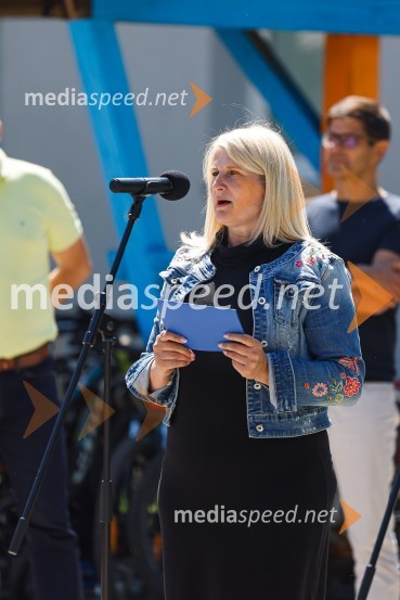 3D zebra odslej tudi pred OŠ Predoslje