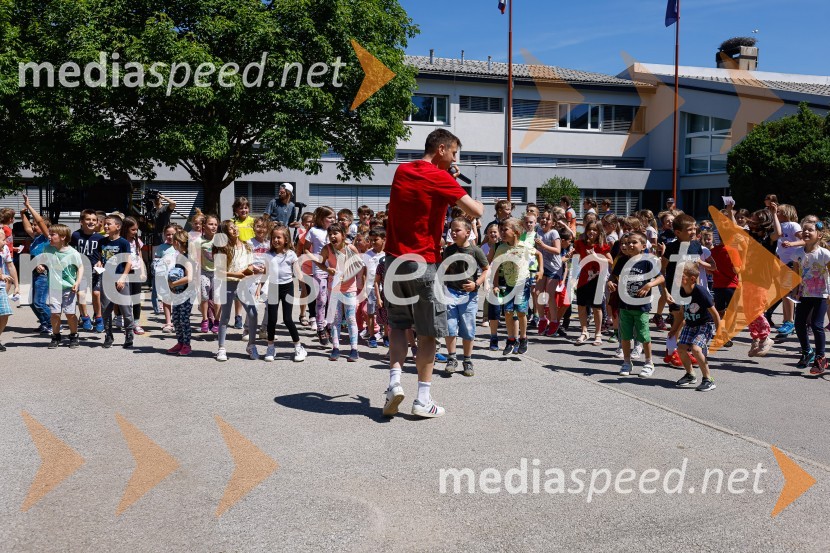 3D zebra odslej tudi pred OŠ Predoslje