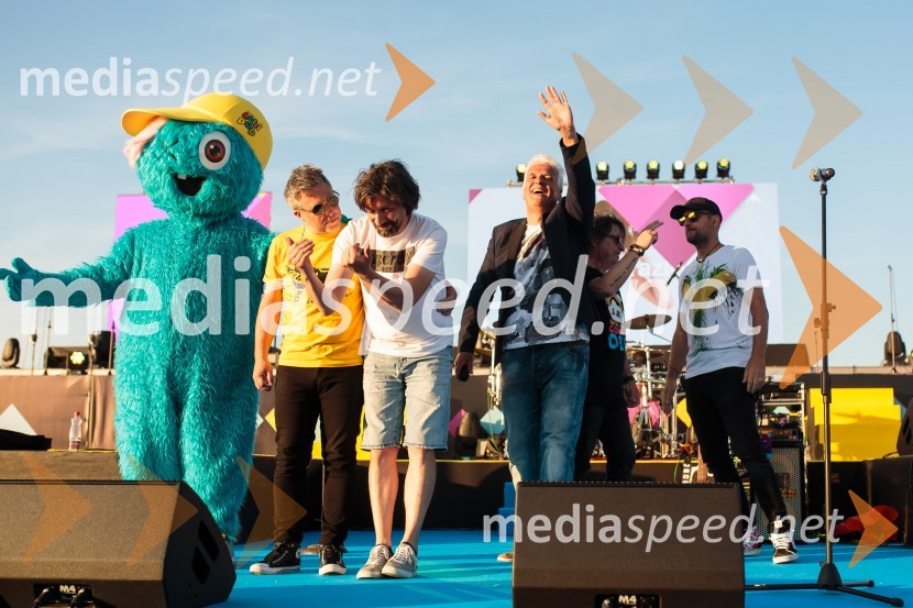 Aleja, 2. rojstni dan