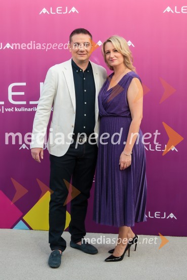  Toni Pugelj, direktor SES Slovenija in center manager nakupovalnega središča Aleja;  Katarina PugeljAleja, 2. rojstni dan