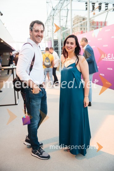  Žiga Intihar, fotograf;  Tamara Simončič, agencija LIME 'N' LEMONAleja, 2. rojstni dan