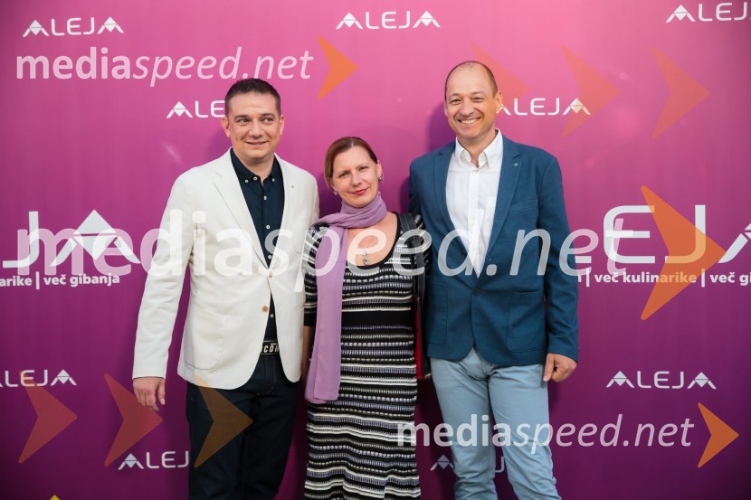  Toni Pugelj, direktor SES Slovenija in center manager nakupovalnega središča Aleja;  ... ;  ... Aleja, 2. rojstni dan