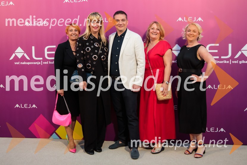  Nena Horvat, vodja marketinga Citycenter Celje;  Gerlinde Tavčer, asistentka za marketing City Center;  Toni Pugelj, direktor SES Slovenija in center manager nakupovalnega središča Aleja;  Darja  Lesjak, City Center;  Klavdija Miklavžin Javornik, vodja marketinga, AlejaAleja, 2. rojstni dan