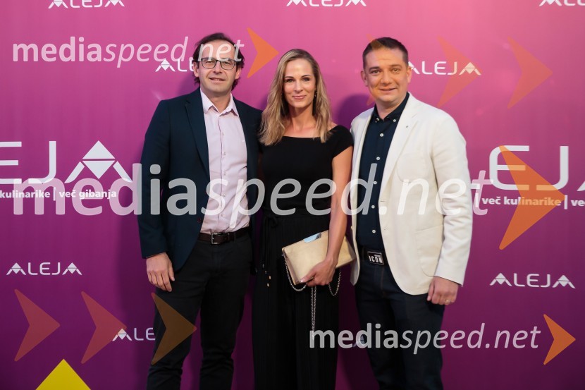  ... ;  ... ;  Toni Pugelj, direktor SES Slovenija in center manager nakupovalnega središča AlejaAleja, 2. rojstni dan