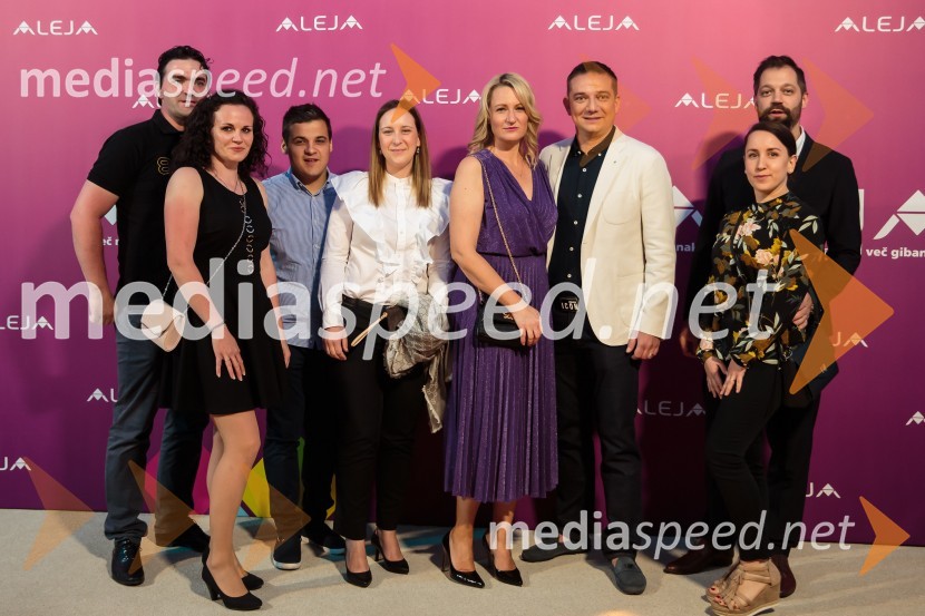 Aleja, 2. rojstni dan