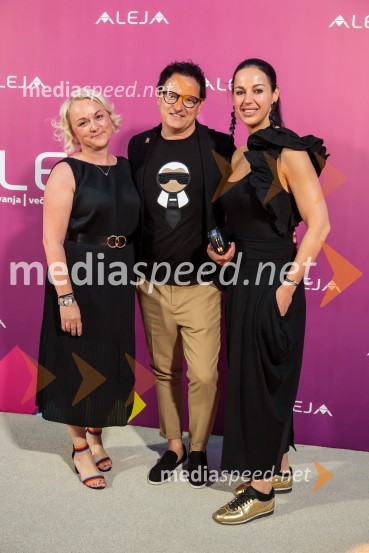  Klavdija Miklavžin Javornik, vodja marketinga, Aleja;  Dejan Tamše, direktor festivala BUMfest, organizator dogodkov, tolkalec;  Urška Sedminek Tamše, salon lepote UrškaAleja, 2. rojstni dan