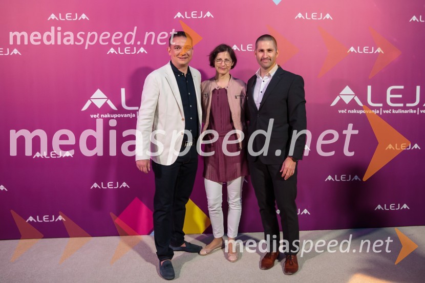  Toni Pugelj, direktor SES Slovenija in center manager nakupovalnega središča Aleja;  ... ;  ... Aleja, 2. rojstni dan