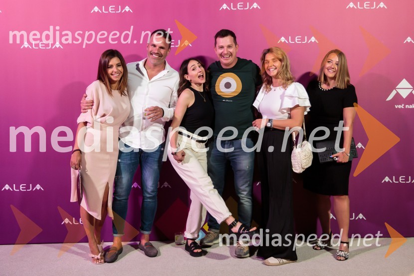 Aleja, 2. rojstni dan