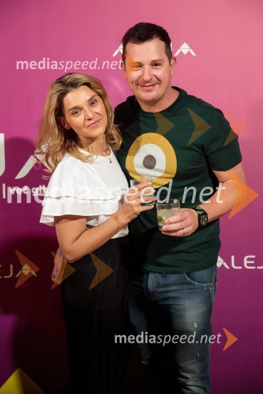 Aleja, 2. rojstni dan