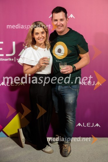 Aleja, 2. rojstni dan