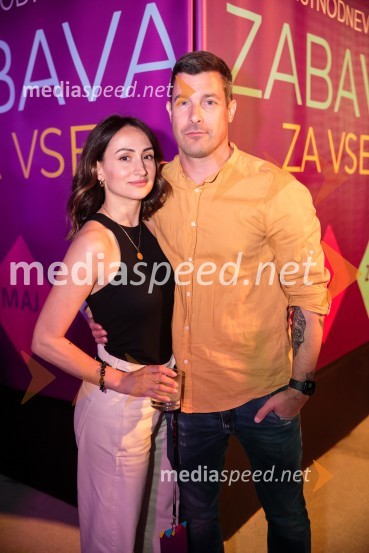  Lejla Kekić, Centralna postaja Ljubljana;  Klemen Bučan, radijski voditelj, stand-up komik, DJAleja, 2. rojstni dan