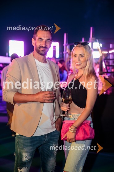  Marko  Pavlović, podjetnik;  Katarina Benček, social media influencerka, avtorica knjigeAleja, 2. rojstni dan