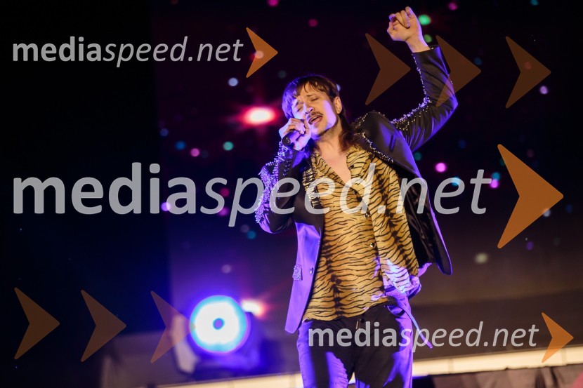  Gregor  Strasbergar, glasbena skupina MRFYAleja, 2. rojstni dan