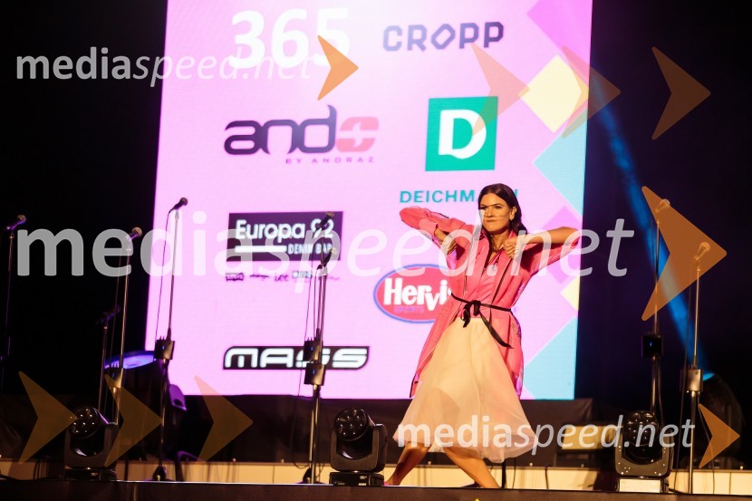 Aleja, 2. rojstni dan