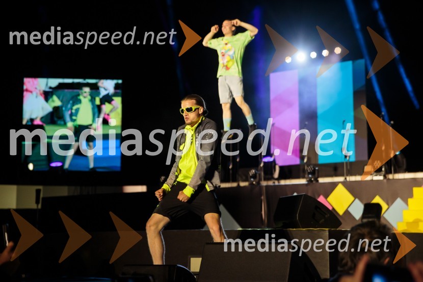 Aleja, 2. rojstni dan