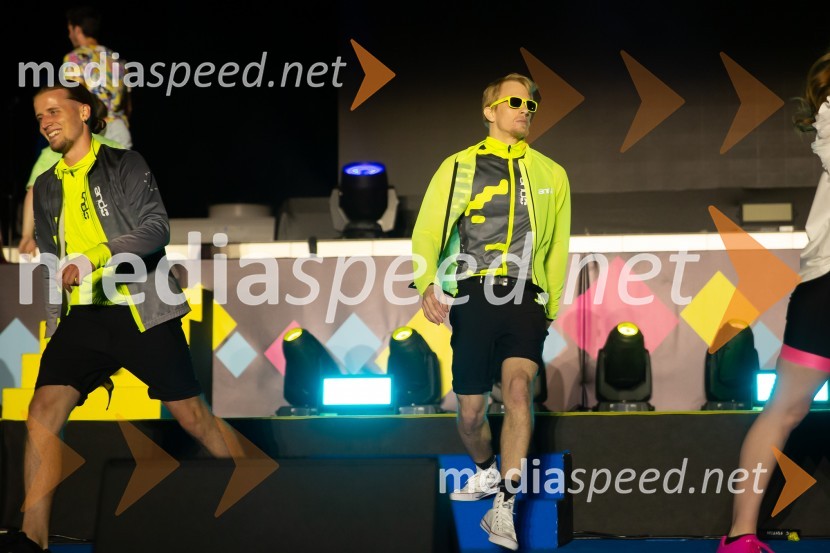 Aleja, 2. rojstni dan