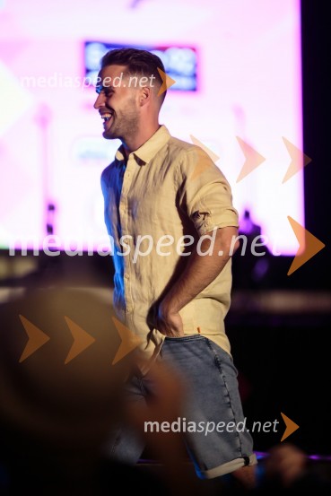 Aleja, 2. rojstni dan