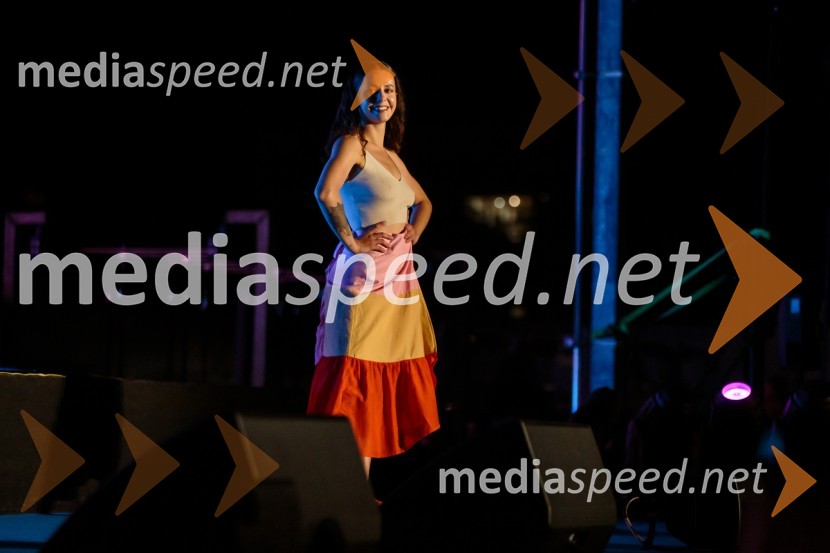 Aleja, 2. rojstni dan