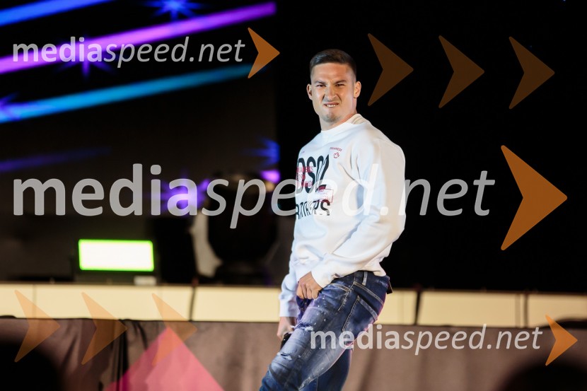  Tim Klemenčič, plesalecAleja, 2. rojstni dan