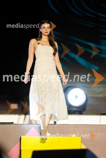 Aleja, 2. rojstni dan