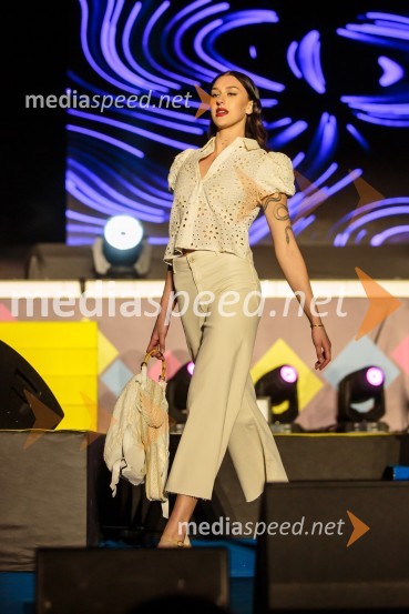 Aleja, 2. rojstni dan