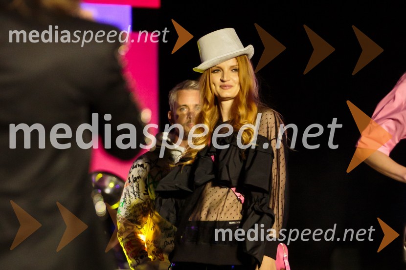 Aleja, 2. rojstni dan