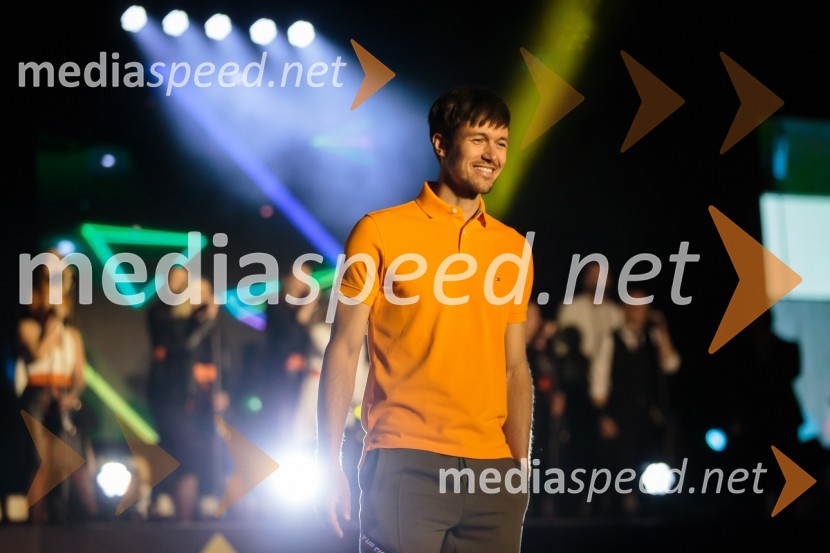 Aleja, 2. rojstni dan