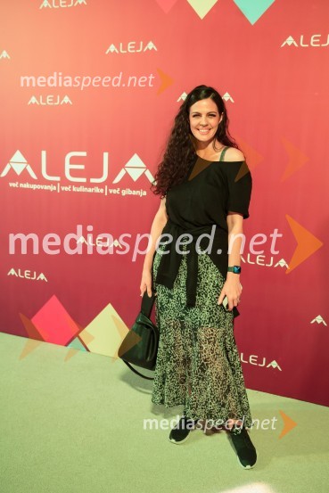 Aleja, 2. rojstni dan