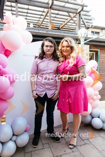  Gabriel Angel Sauli;  Mojca Žižek Mesarec, nepremičninska agentka, Galea15. let delovanja nepremičninske agentke Mojce Žižek Mesarec