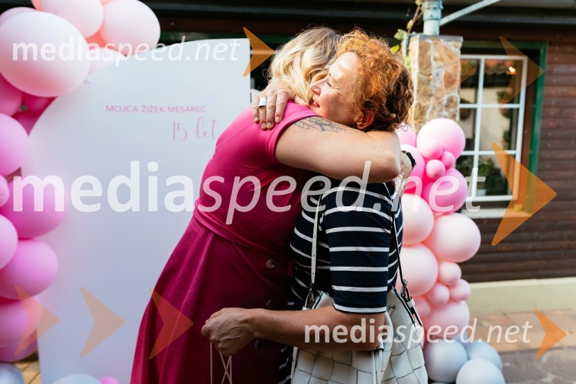  Mojca Žižek Mesarec, nepremičninska agentka, Galea;  Stanka Brantuša15. let delovanja nepremičninske agentke Mojce Žižek Mesarec