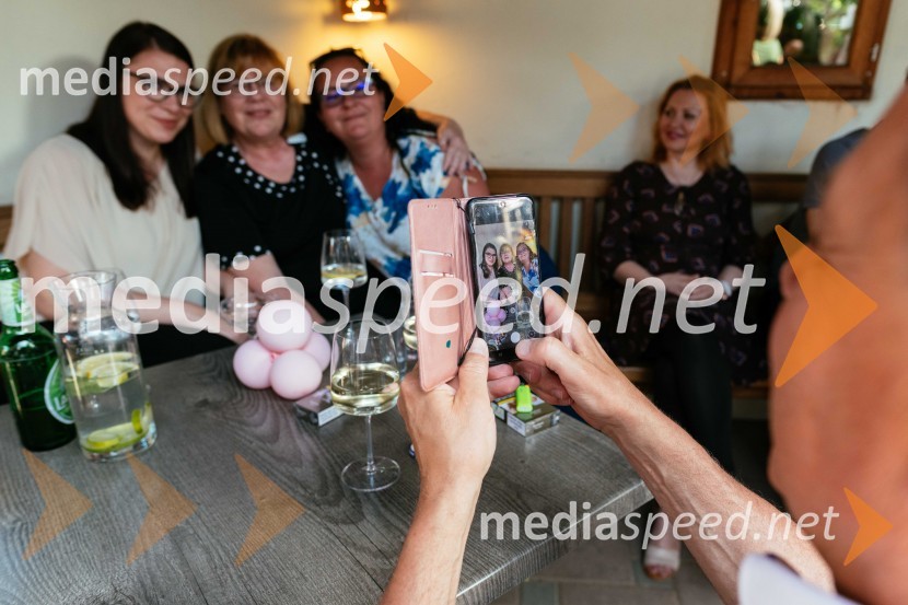 15. let delovanja nepremičninske agentke Mojce Žižek Mesarec